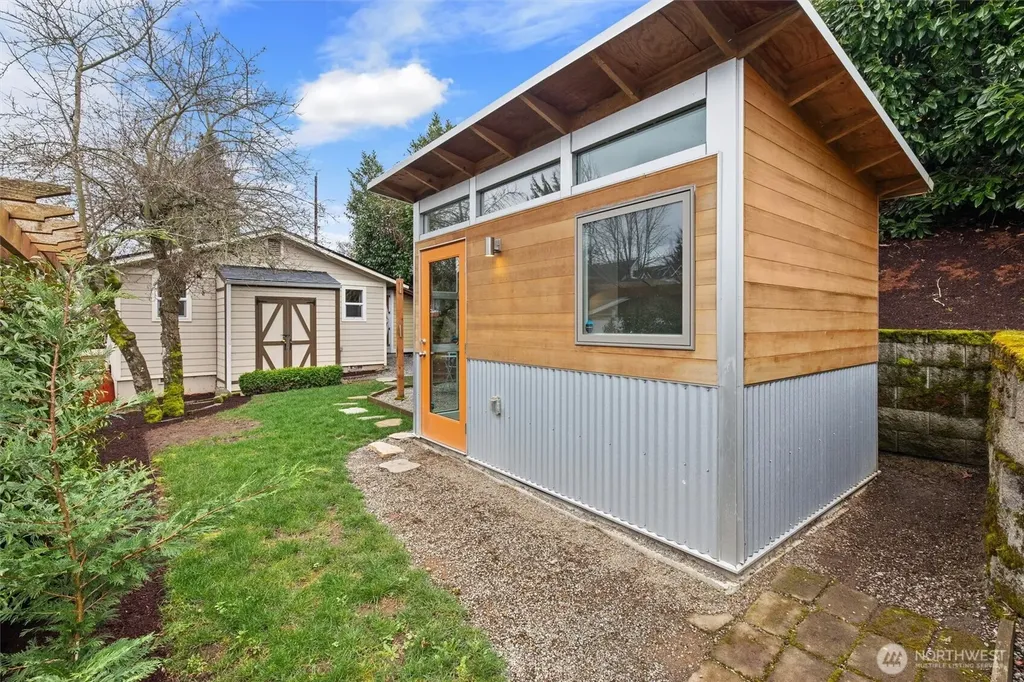 3912 S Findlay Street Seattle WA 98118