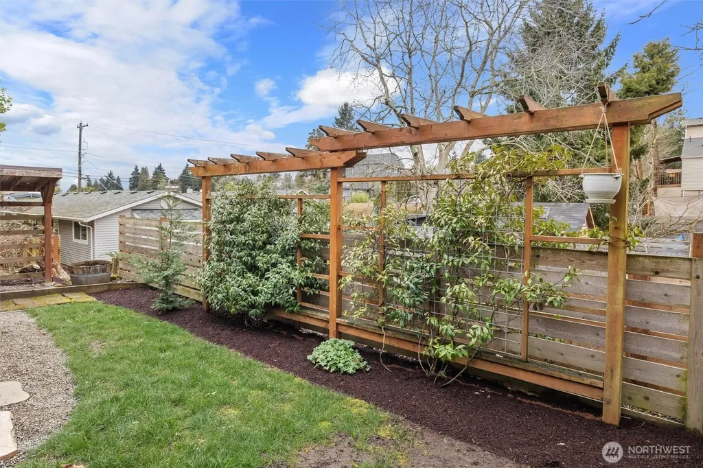 3912 S Findlay Street Seattle WA 98118