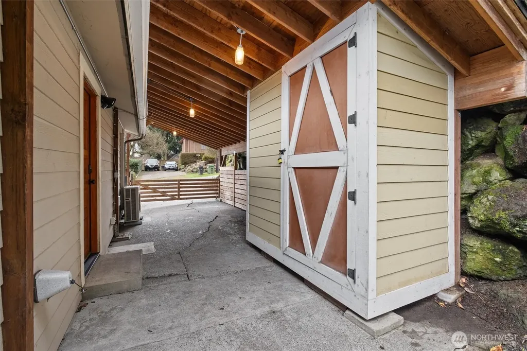 3912 S Findlay Street Seattle WA 98118