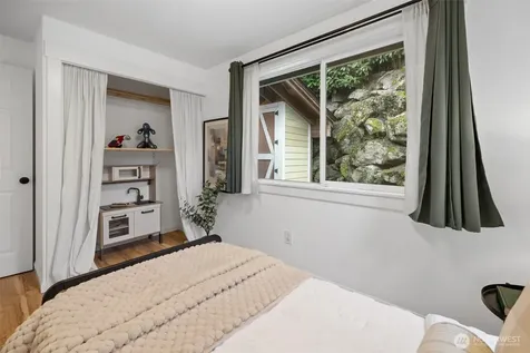 3912 S Findlay Street Seattle WA 98118