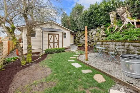 3912 S Findlay Street Seattle WA 98118