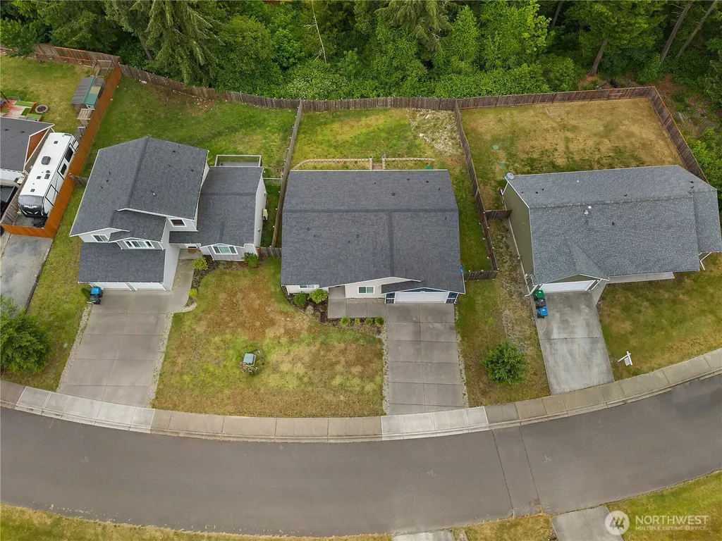 701 Myers Street SE Rainier WA 98576