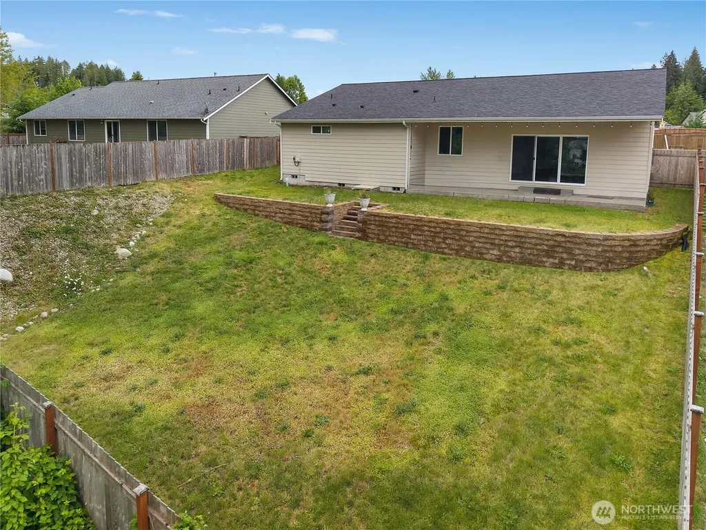 701 Myers Street SE Rainier WA 98576
