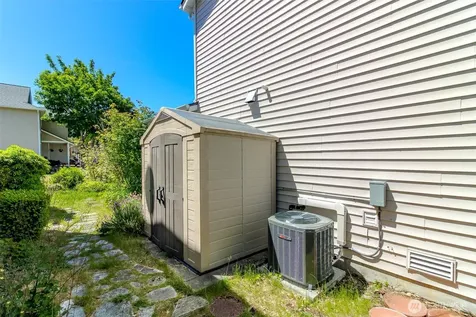 26216 233rd Court SE Maple Valley WA 98038