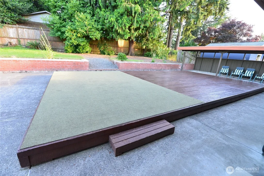 2228 Merchant Everett WA 98208