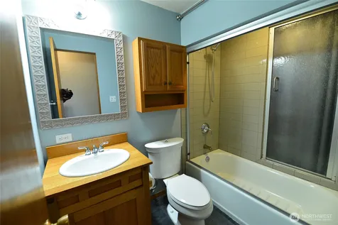 2228 Merchant Everett WA 98208