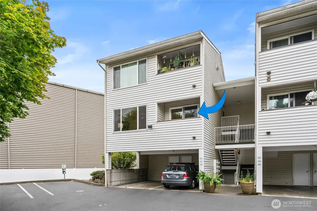 20301 19th Avenue NE Shoreline WA 98155