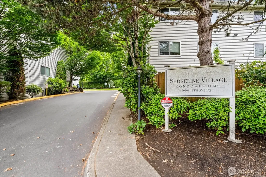 20301 19th Avenue NE Shoreline WA 98155