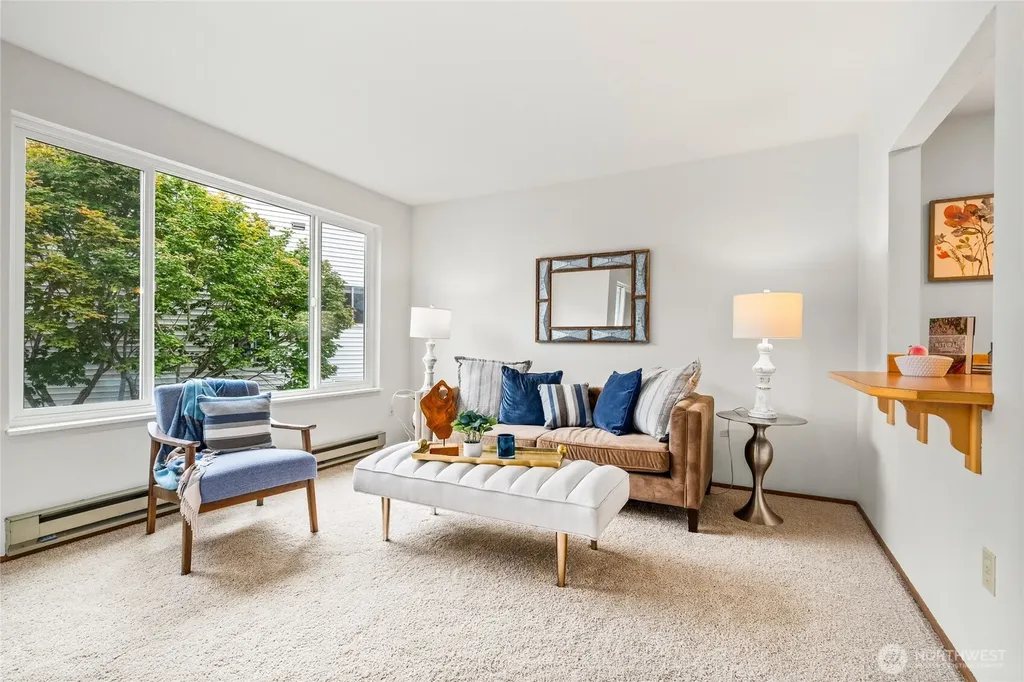 20301 19th Avenue NE Shoreline WA 98155