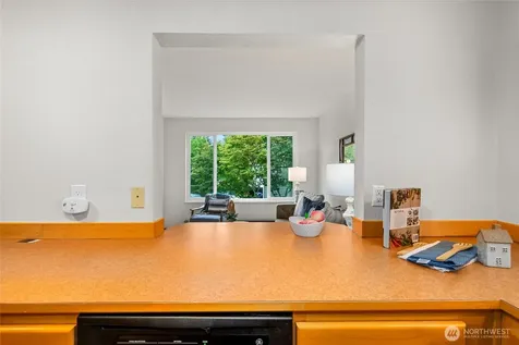 20301 19th Avenue NE Shoreline WA 98155
