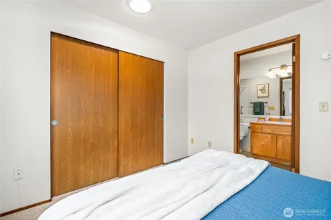 20301 19th Avenue NE Shoreline WA 98155