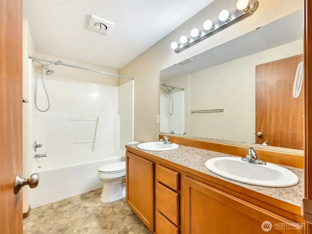 1902 194th Street Long Beach WA 98631