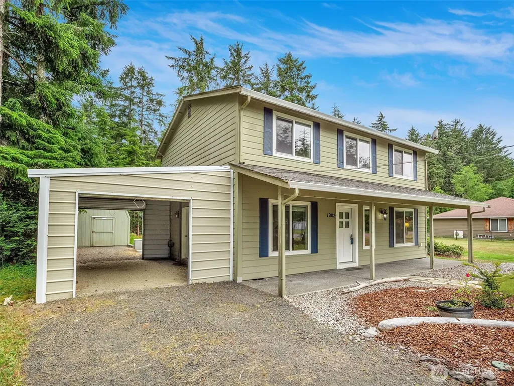 1902 194th Street Long Beach WA 98631