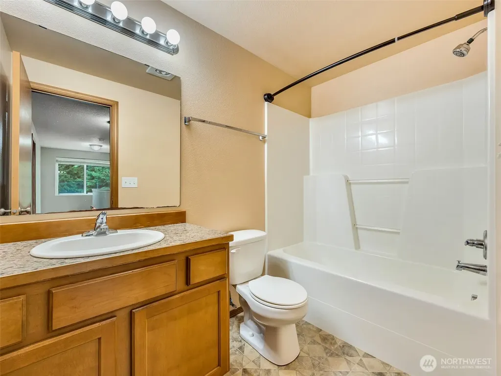 1902 194th Street Long Beach WA 98631
