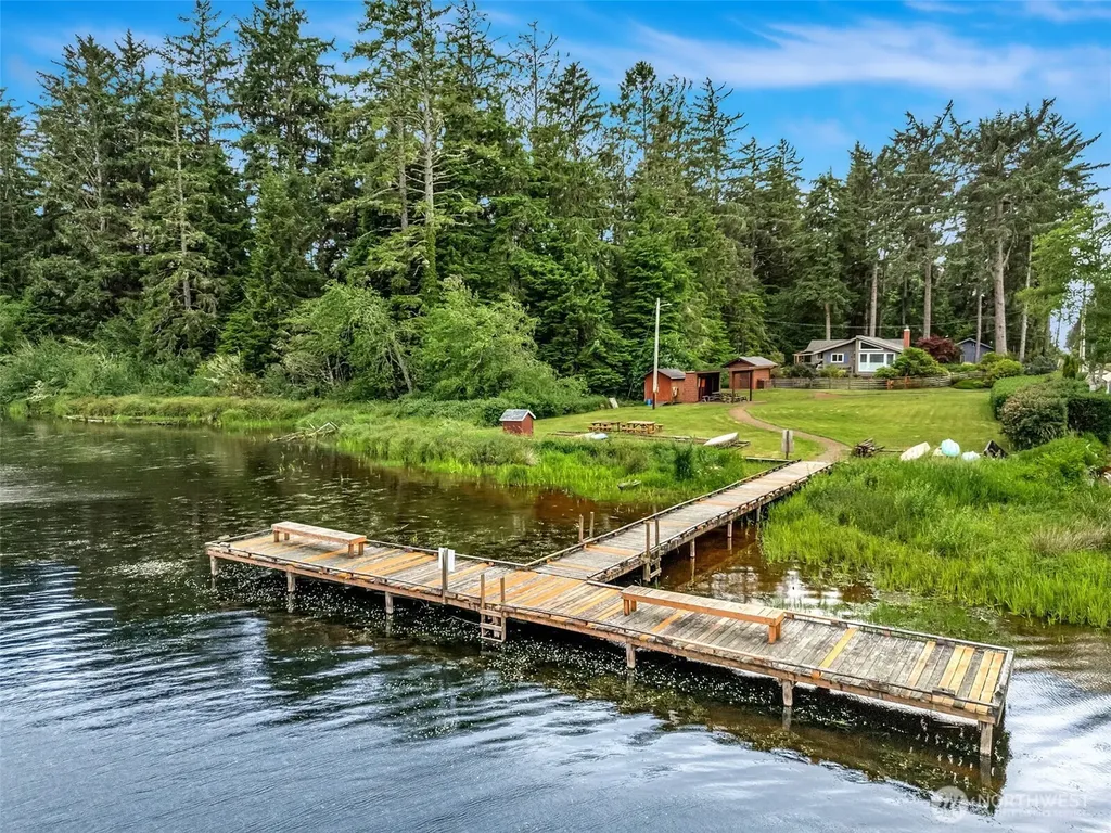 1902 194th Street Long Beach WA 98631