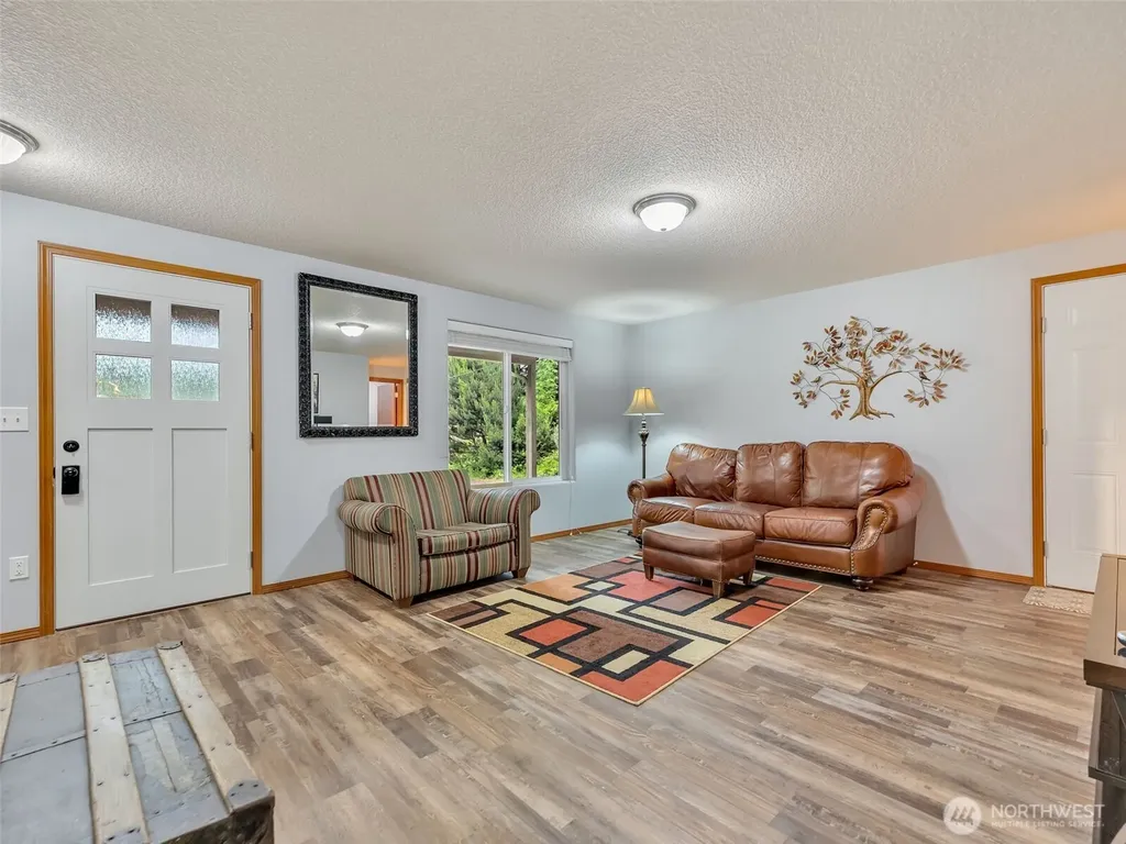 1902 194th Street Long Beach WA 98631