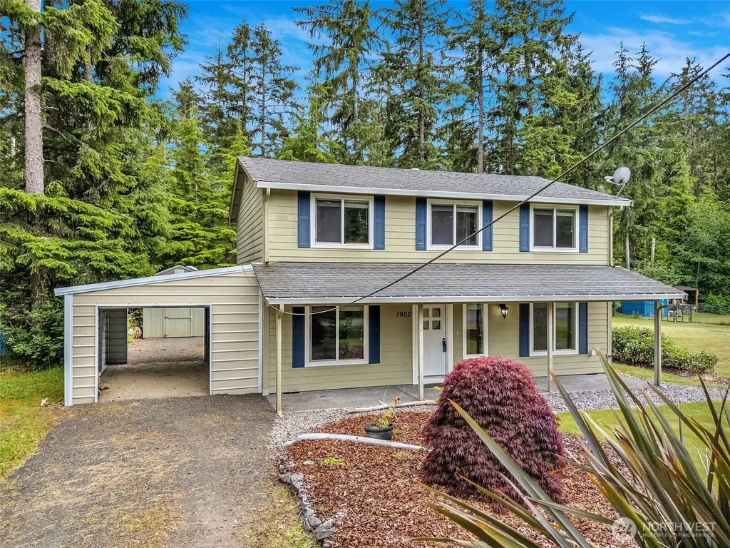 1902 194th Street Long Beach WA 98631