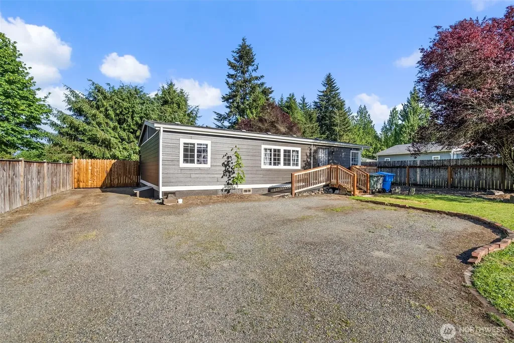 12109 241st Avenue Ct E Buckley WA 98321