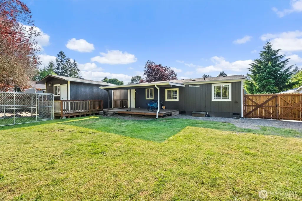 12109 241st Avenue Ct E Buckley WA 98321
