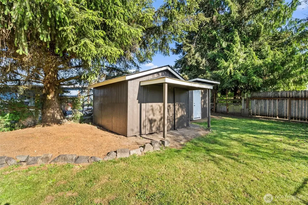 12109 241st Avenue Ct E Buckley WA 98321