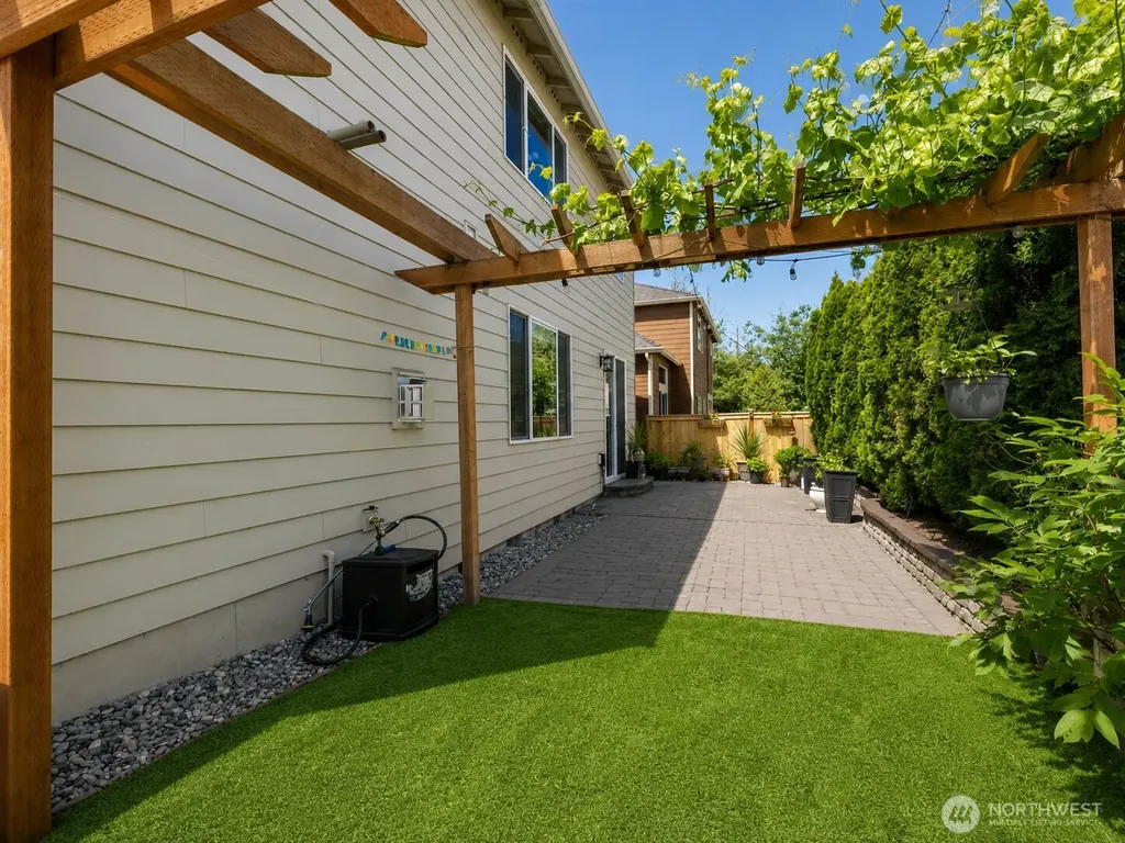 13814 41st Avenue W Lynnwood WA 98087
