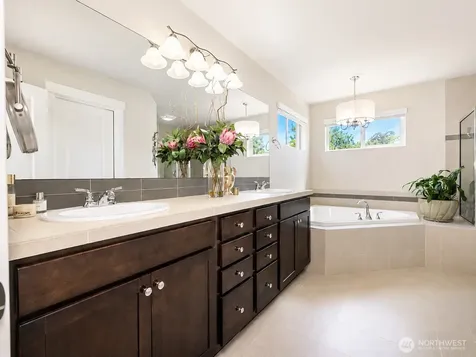 13814 41st Avenue W Lynnwood WA 98087