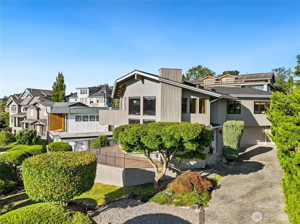 3310 Lake Washington Boulevard N Renton WA 98056