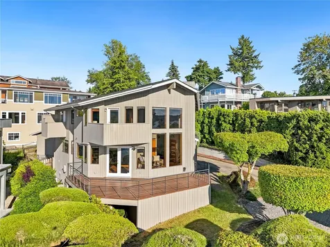 3310 Lake Washington Boulevard N Renton WA 98056