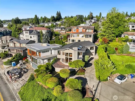 3310 Lake Washington Boulevard N Renton WA 98056