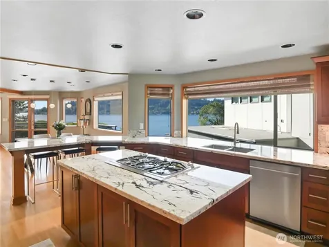3310 Lake Washington Boulevard N Renton WA 98056