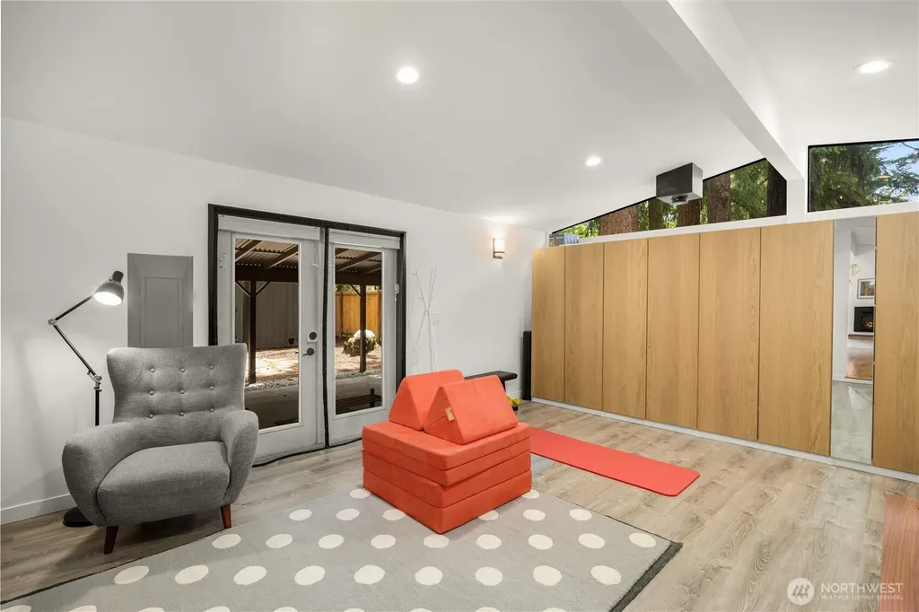 2414 161st Avenue NE Bellevue WA 98008