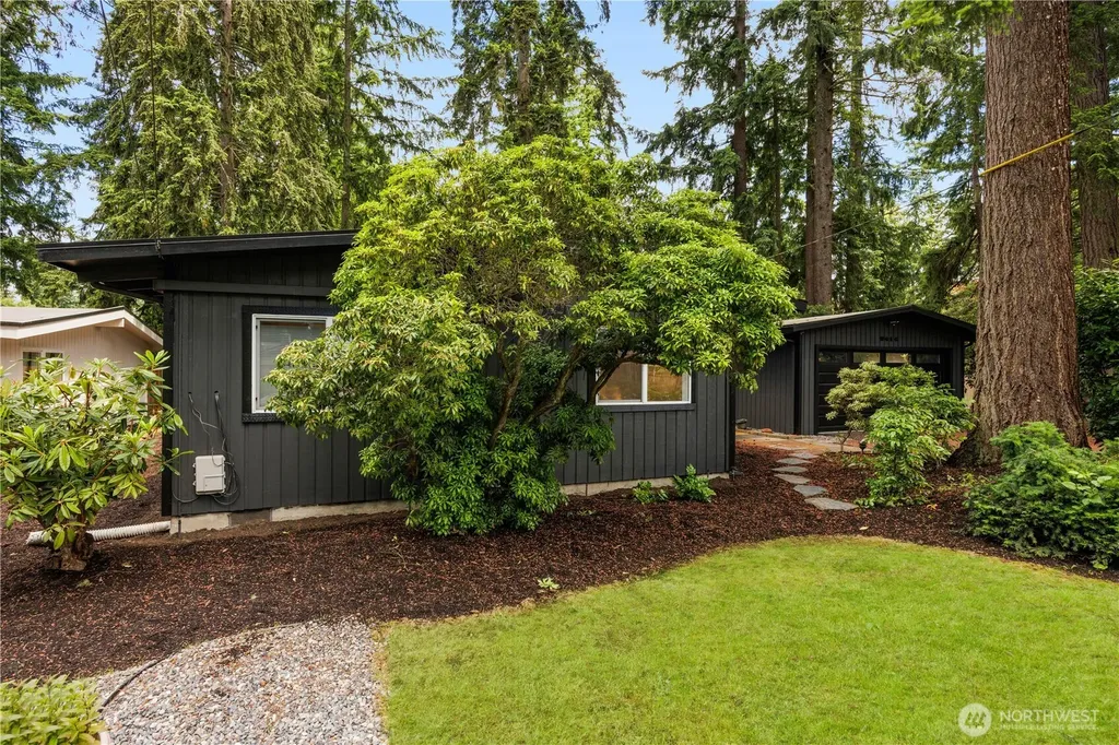 2414 161st Avenue NE Bellevue WA 98008
