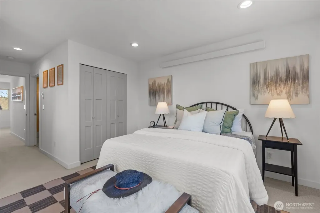 2639 45th Avenue SW Seattle WA 98116