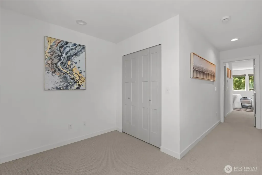 2639 45th Avenue SW Seattle WA 98116