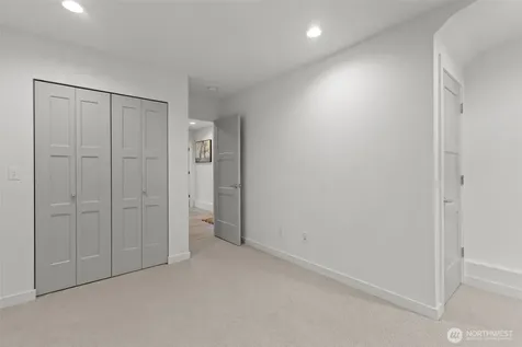 2639 45th Avenue SW Seattle WA 98116