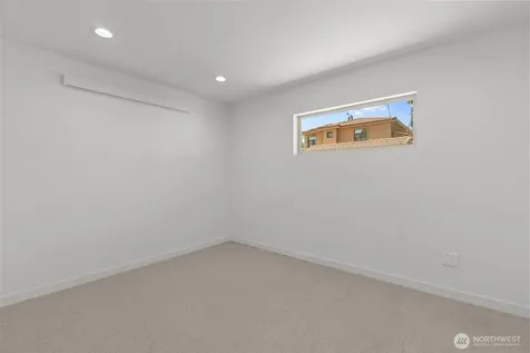 2639 45th Avenue SW Seattle WA 98116