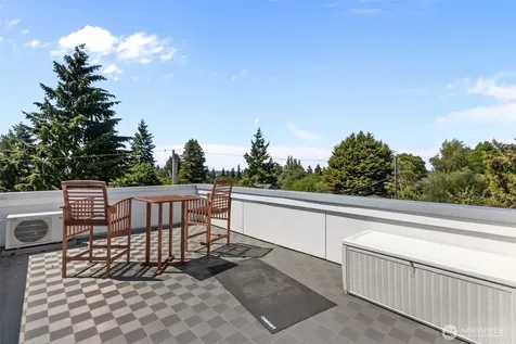 2639 45th Avenue SW Seattle WA 98116