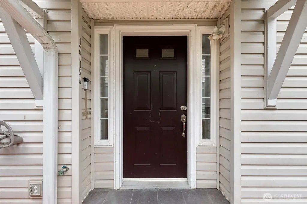 12715 35th Avenue NE Seattle WA 98125