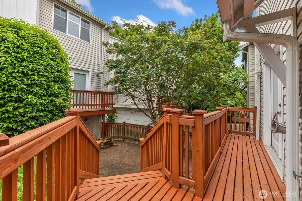 12715 35th Avenue NE Seattle WA 98125