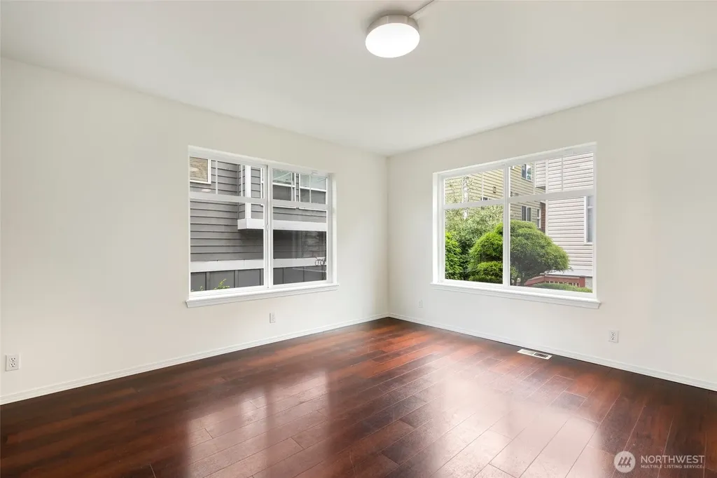 12715 35th Avenue NE Seattle WA 98125