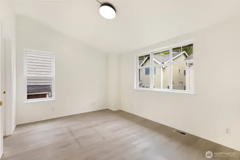 12715 35th Avenue NE Seattle WA 98125