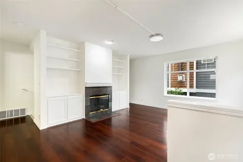 12715 35th Avenue NE Seattle WA 98125