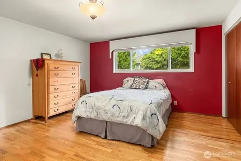 1708 Monterey Court NE Renton WA 98056
