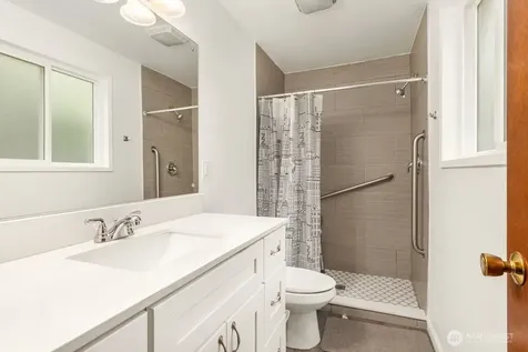 1708 Monterey Court NE Renton WA 98056