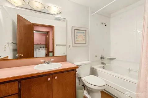 1708 Monterey Court NE Renton WA 98056