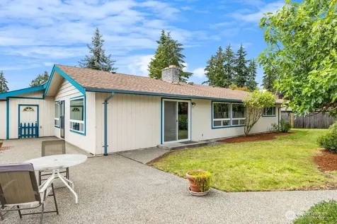 1708 Monterey Court NE Renton WA 98056