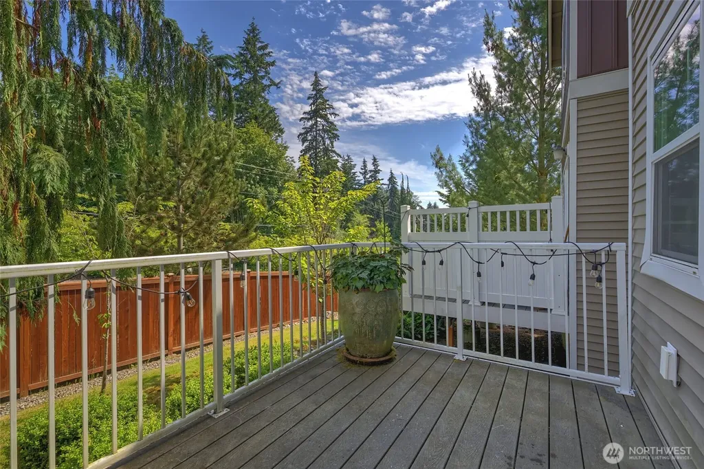 15720 Manor Way Lynnwood WA 98087