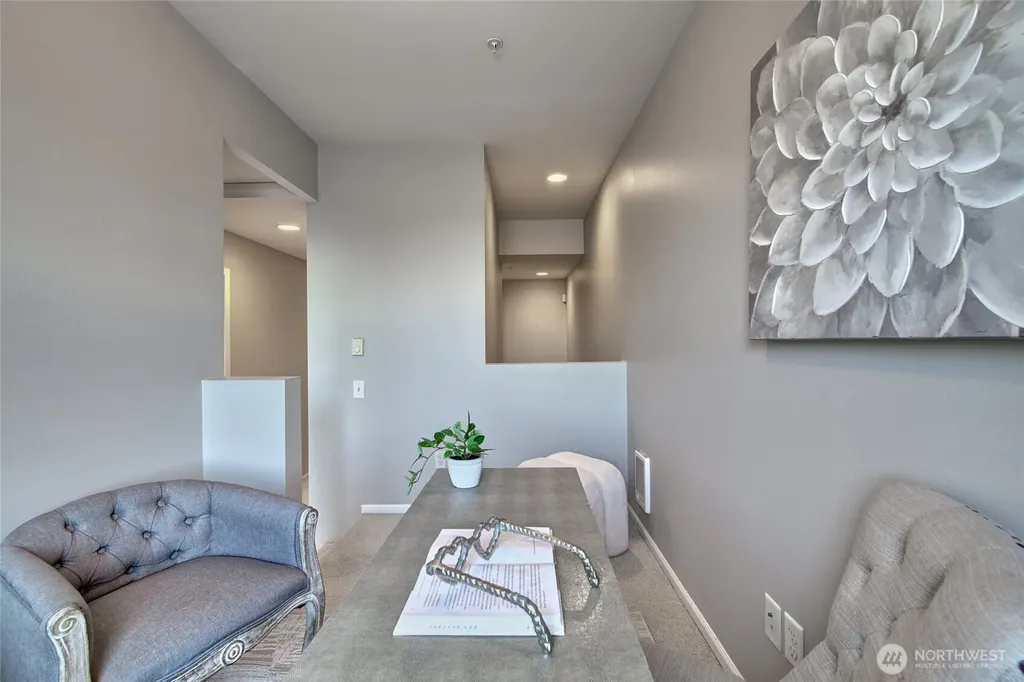 15720 Manor Way Lynnwood WA 98087