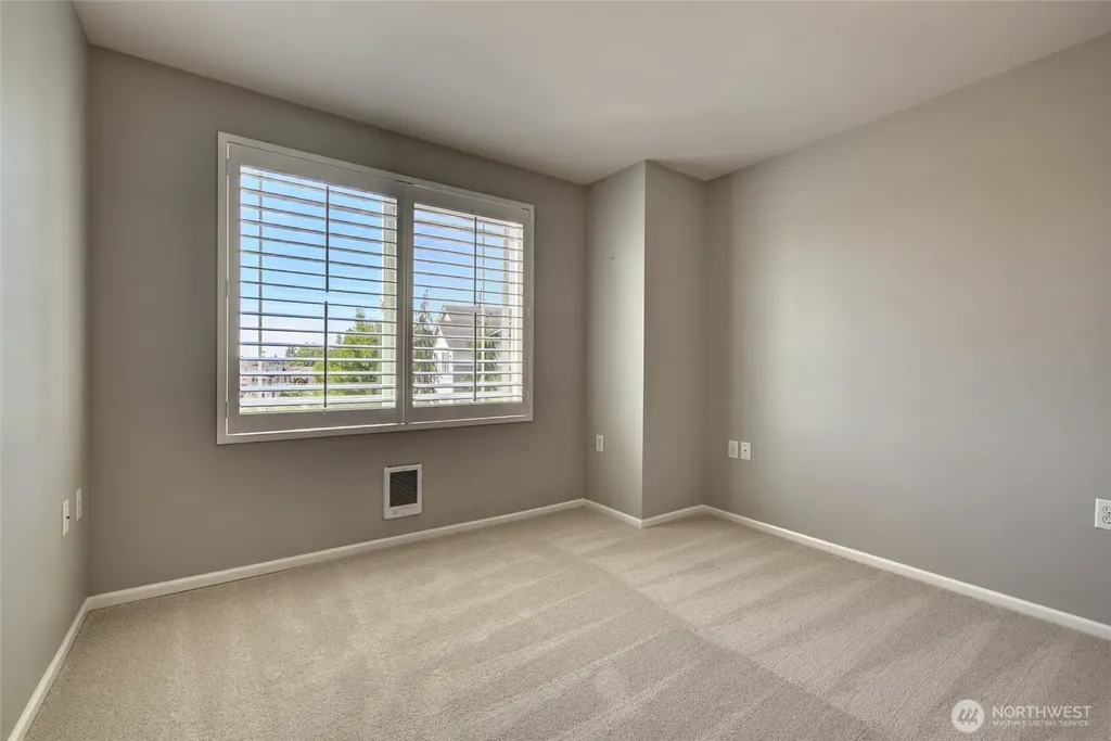 15720 Manor Way Lynnwood WA 98087