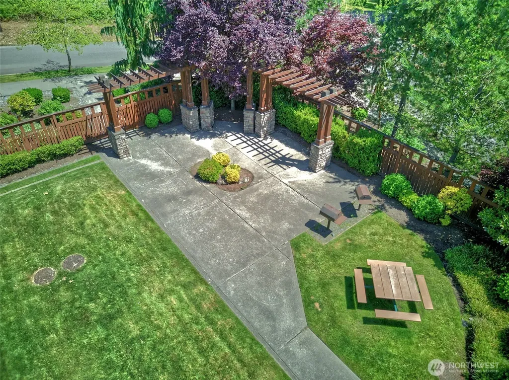 15720 Manor Way Lynnwood WA 98087